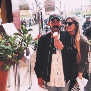 Meet your Posher, Max